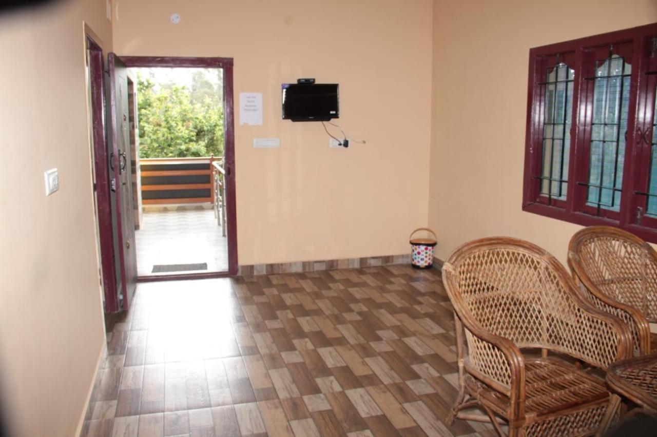 Madhu,Padyappa Residency Kodaikanal Exterior photo